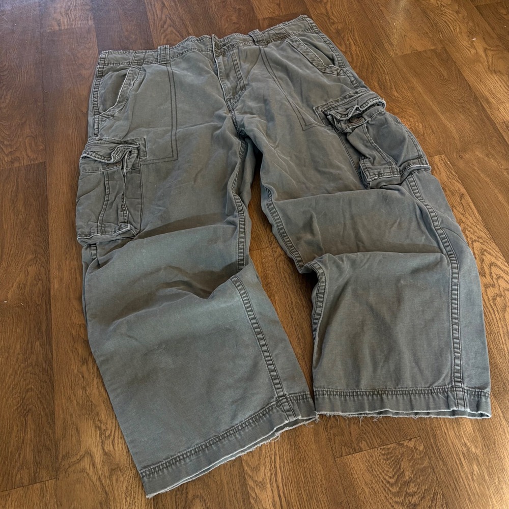 Vintage Y2K Mall Core Mossimo Supply Co. Green Baggy Skater Fit Cargo Pants